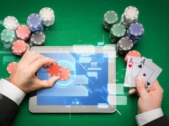 Methods of depositing and withdrawing funds at WildCardCity Casino
